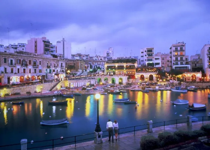 Lovely 1br Near Promenade With Wifi & Ac By 360 Estates Apartamento